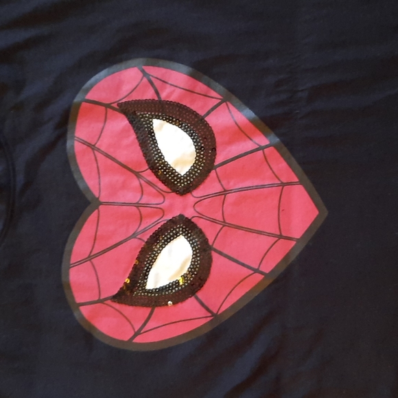 Marvel Spiderman Heart T-shirt - Picture 2 of 4